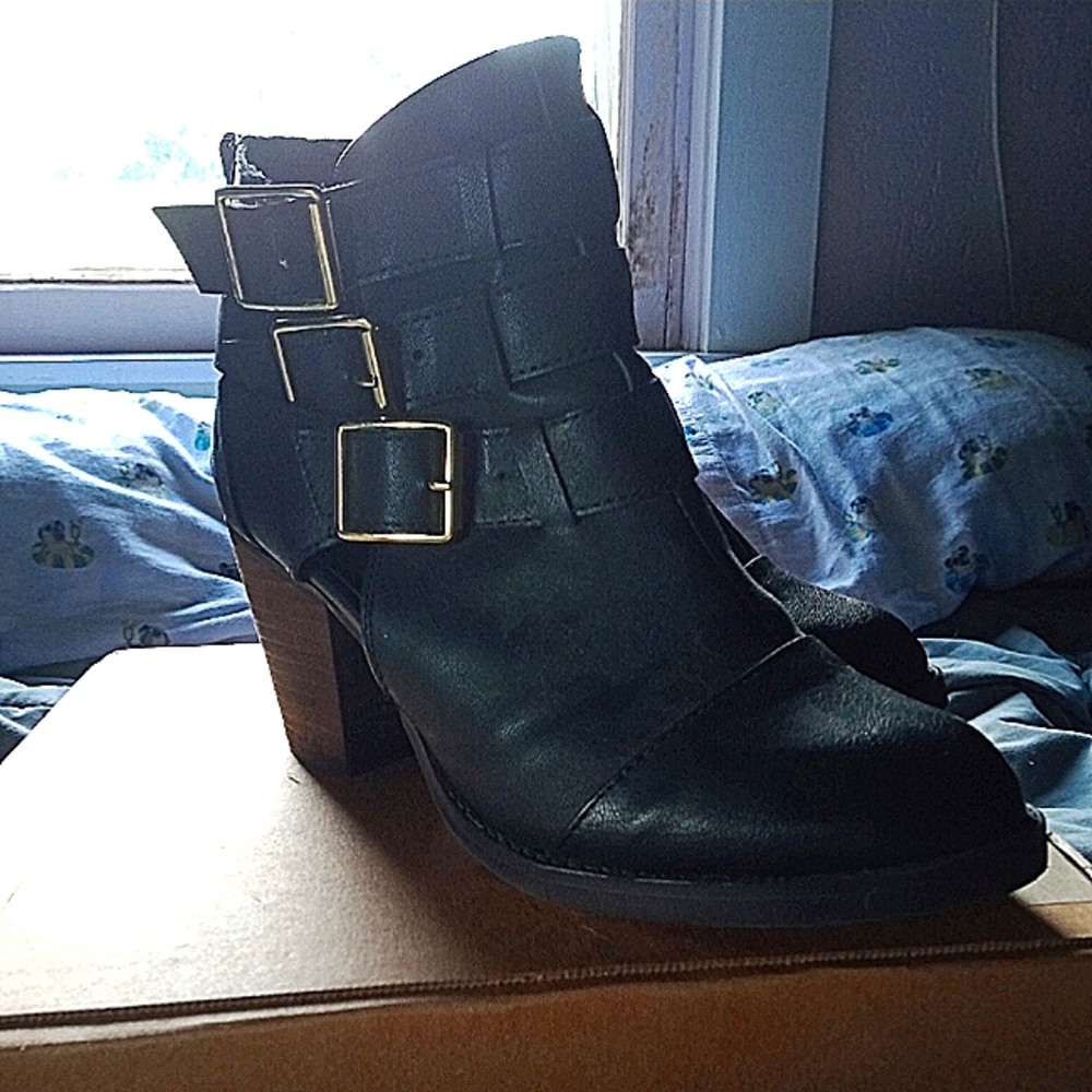 Mossimo moto cutout buckle Boot booties shoes witchy steampunk motorcycle goth